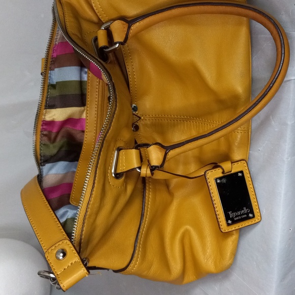 Tignanello leather bag yellow - Picture 6 of 7